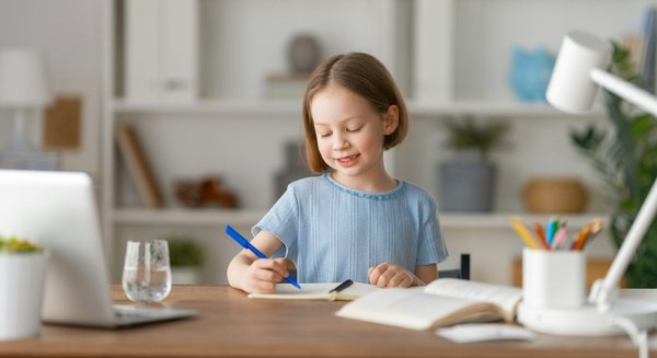 Quelles sont les meilleures pratiques pour enseigner la nutrition durable aux adolescents ?